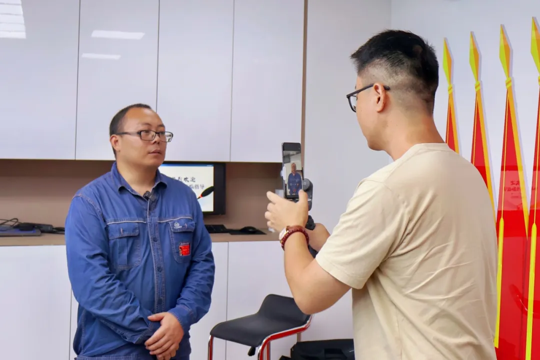 1764210839670784.png 3.png